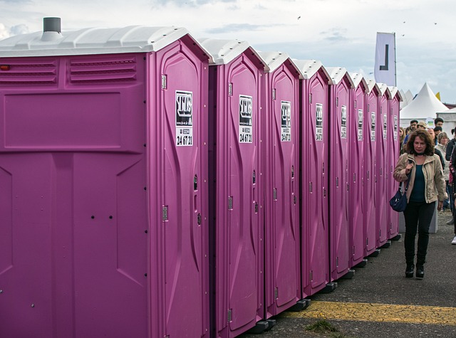 Hoe vind je de beste mobiele toiletwagen?